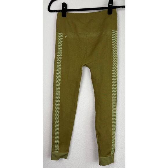 Fabletics High-Waisted Seamless Sz Medium Olive Green Check Legging Compression - Picture 3 of 7